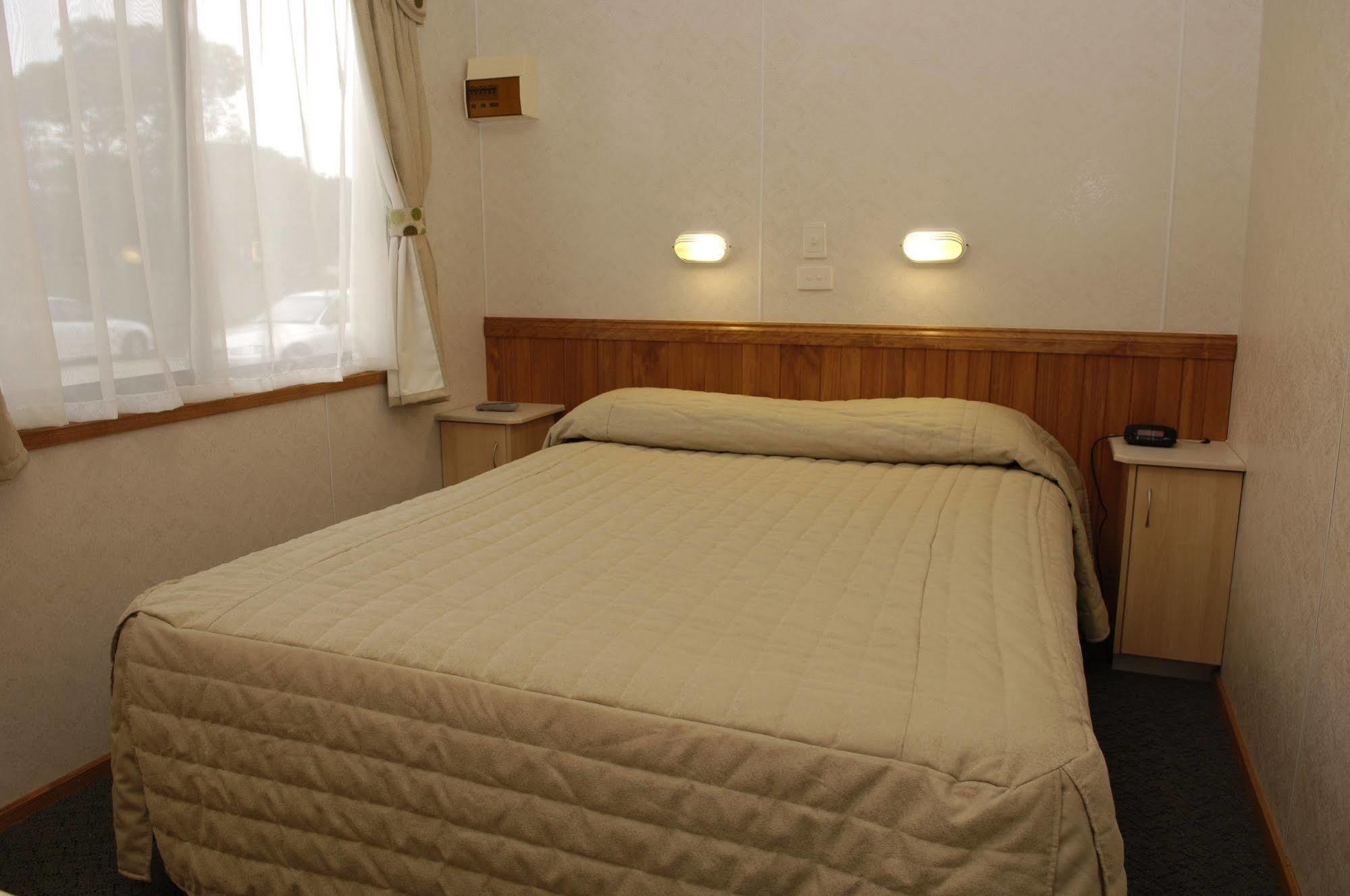 Sandhurst Motel Carrum Downs Exterior foto